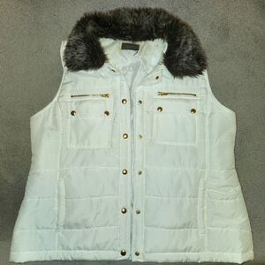 Casual Identity puffer vest in X-Large and in white